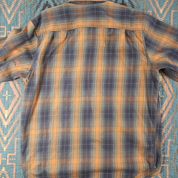 Carhartt Men's Plaid FR CAT 2 Shirt - Picture 4 of 7
